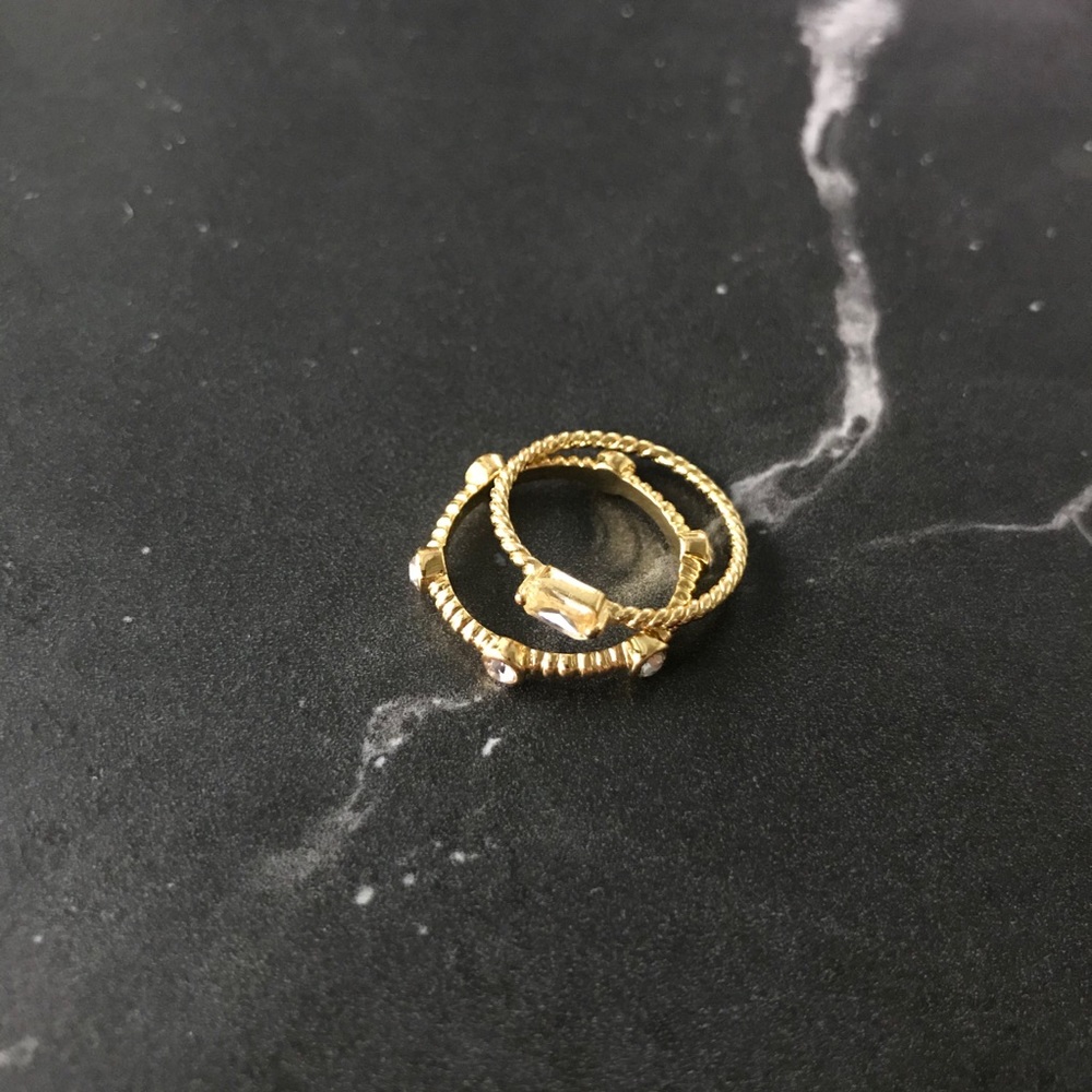 Club Monaco Gold Stackable Rings. Size 6.5 - Picture 5 of 5
